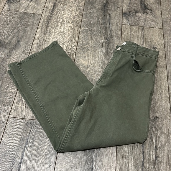• Aritzia Wilfred • Women’s Ashika Olive Green High Rise Crop Wide Leg 8 - Picture 2 of 5